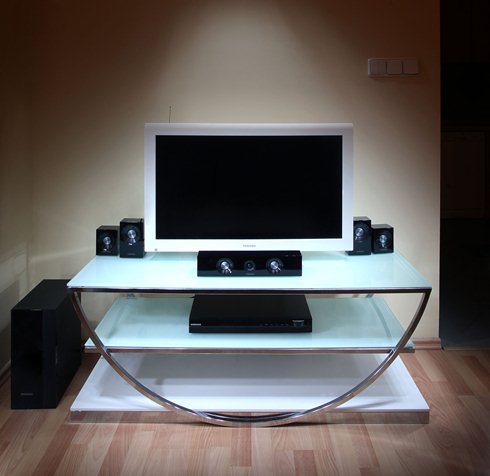 TV-with-home-cinema-and-DVD-player.jpg
